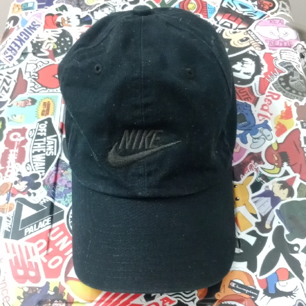 Nike Black Out Embroidered Cap